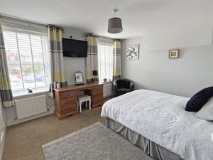 Photo 11- click for photo gallery